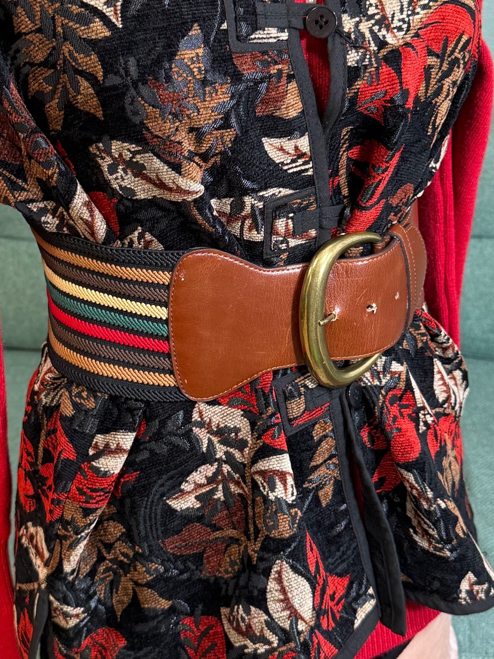 VTG Brown Leather multicolor striped thick stretch Belt Brass Hardware M/L